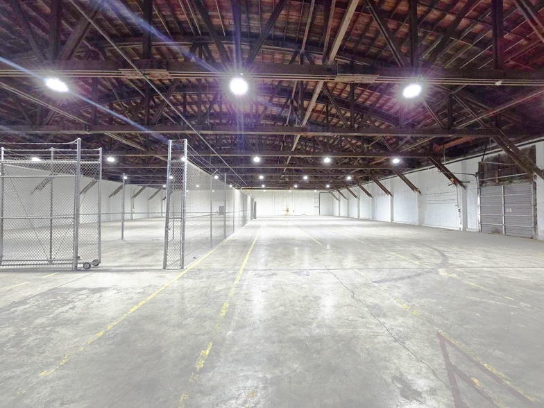 1375 Woodrow St NE, Salem, OR for sale - Building Photo - Image 2 of 12