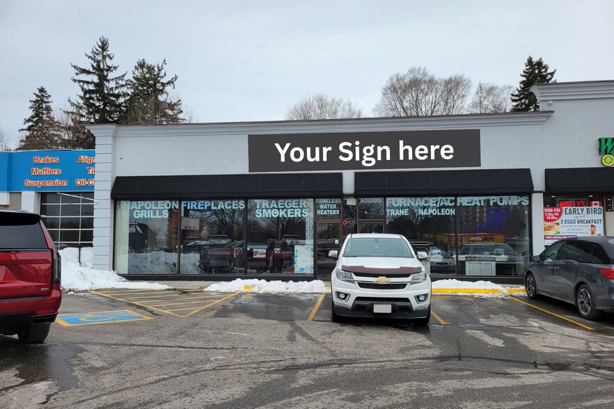 1100 Simcoe St N, Oshawa, ON à vendre - Photo du bâtiment - Image 1 de 1