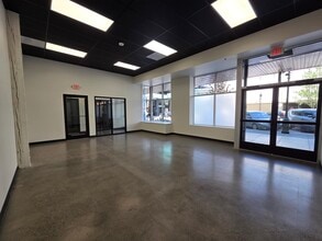 285 Liberty St, Salem, OR for lease Interior Photo- Image 1 of 7