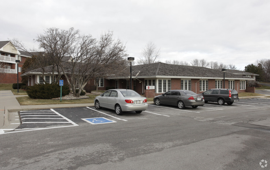 Office in Omaha, NE for sale - Primary Photo - Image 1 of 1