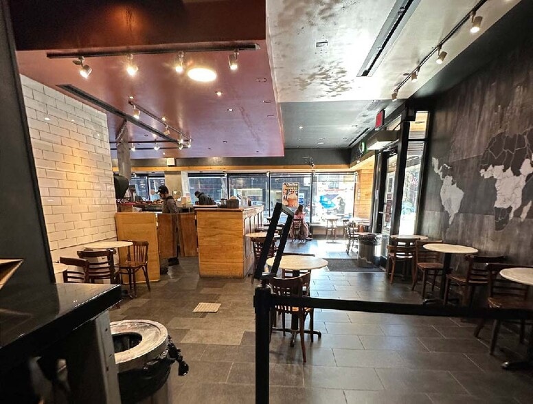 771-785 Broadway, New York, NY for lease - Building Photo - Image 3 of 10