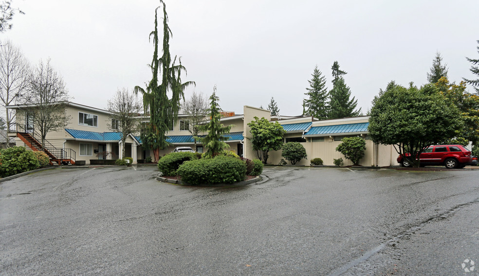 12515 Bel Red Rd, Bellevue, WA for lease - Primary Photo - Image 1 of 3