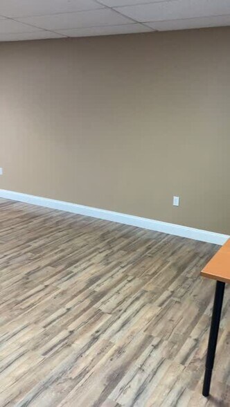 9621-9647 Palm River Rd, Tampa, FL for lease - Commercial Listing Video - Image 2 of 14