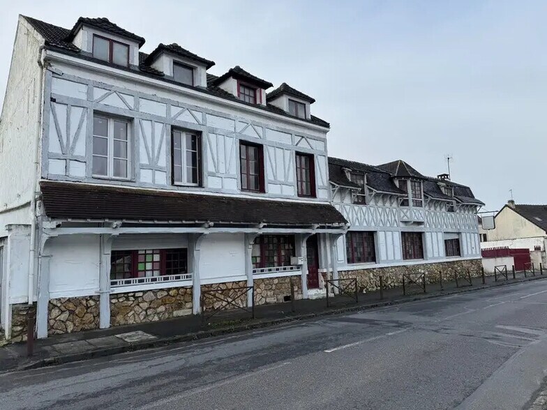 Retail in Émerainville for sale - Building Photo - Image 1 of 2