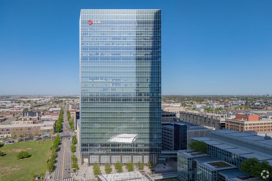 499 W Sheridan Ave, Oklahoma City, OK for lease - Building Photo - Image 2 of 35