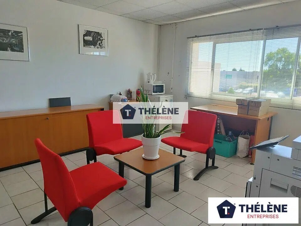 Office in Lattes for lease Interior Photo- Image 1 of 7