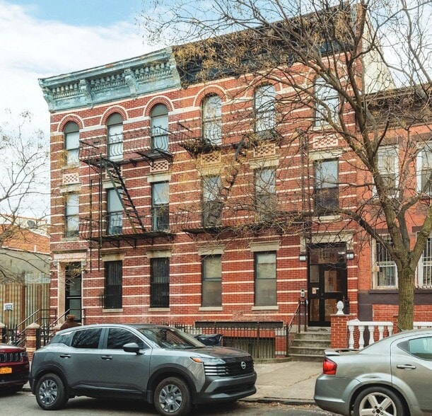 2238 Pacific St, Brooklyn, NY à vendre - Photo du bâtiment - Image 3 de 4