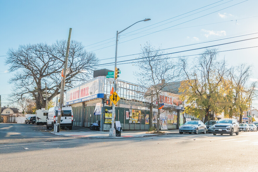 13214 Liberty Ave, South Richmond Hill, NY for sale - Primary Photo - Image 1 of 5