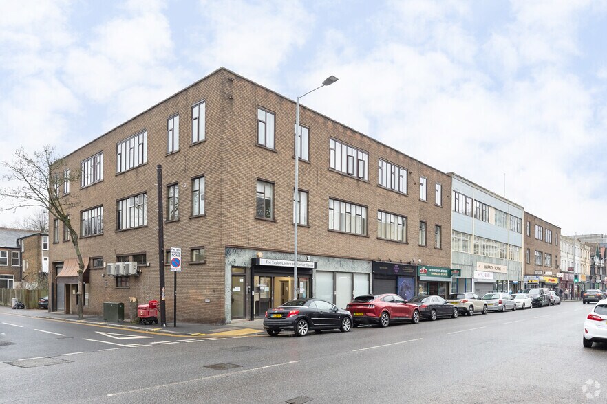 42-82 Southchurch Rd, Southend On Sea for lease - Primary Photo - Image 1 of 3