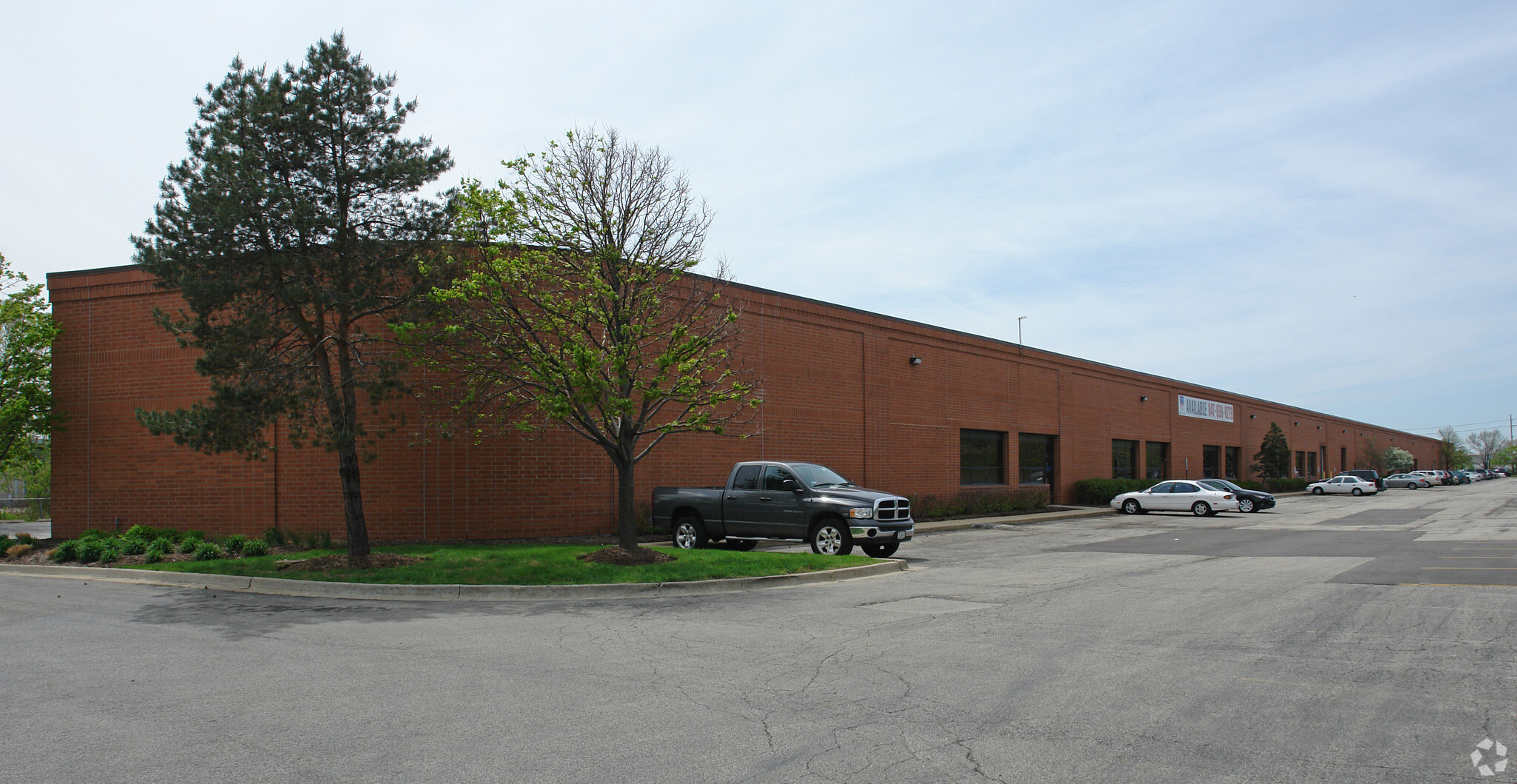 2287-2321 S Mount Prospect Rd, Des Plaines, IL for lease Primary Photo- Image 1 of 9