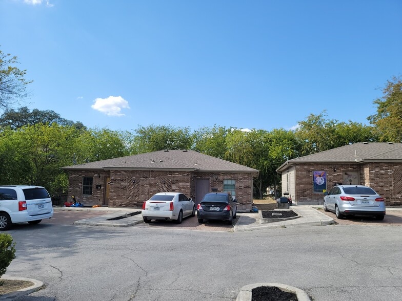 10911 Baltic St, San Antonio, TX for sale - Building Photo - Image 2 of 29