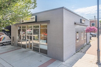 Plus de détails pour 10201 100th Ave, Fort Saskatchewan, AB - Local d'activités à louer