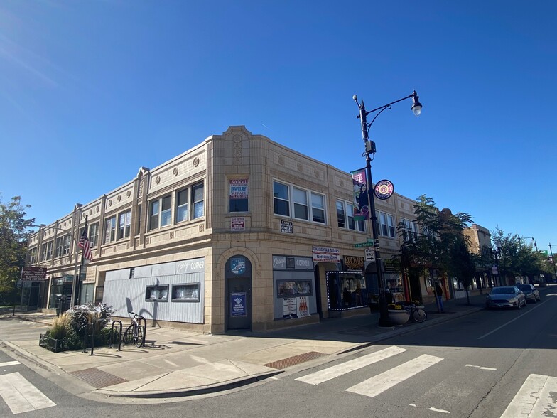 2733-2741 W Devon Ave, Chicago, IL à vendre - Photo du bâtiment - Image 1 de 1