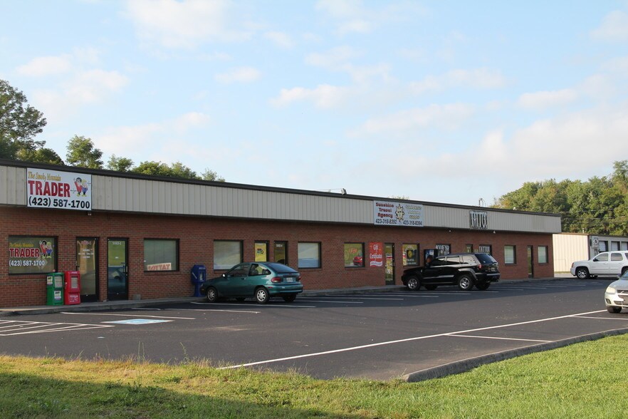 5063 W Andrew Johnson Hwy, Morristown, TN à louer - Autre - Image 1 de 2