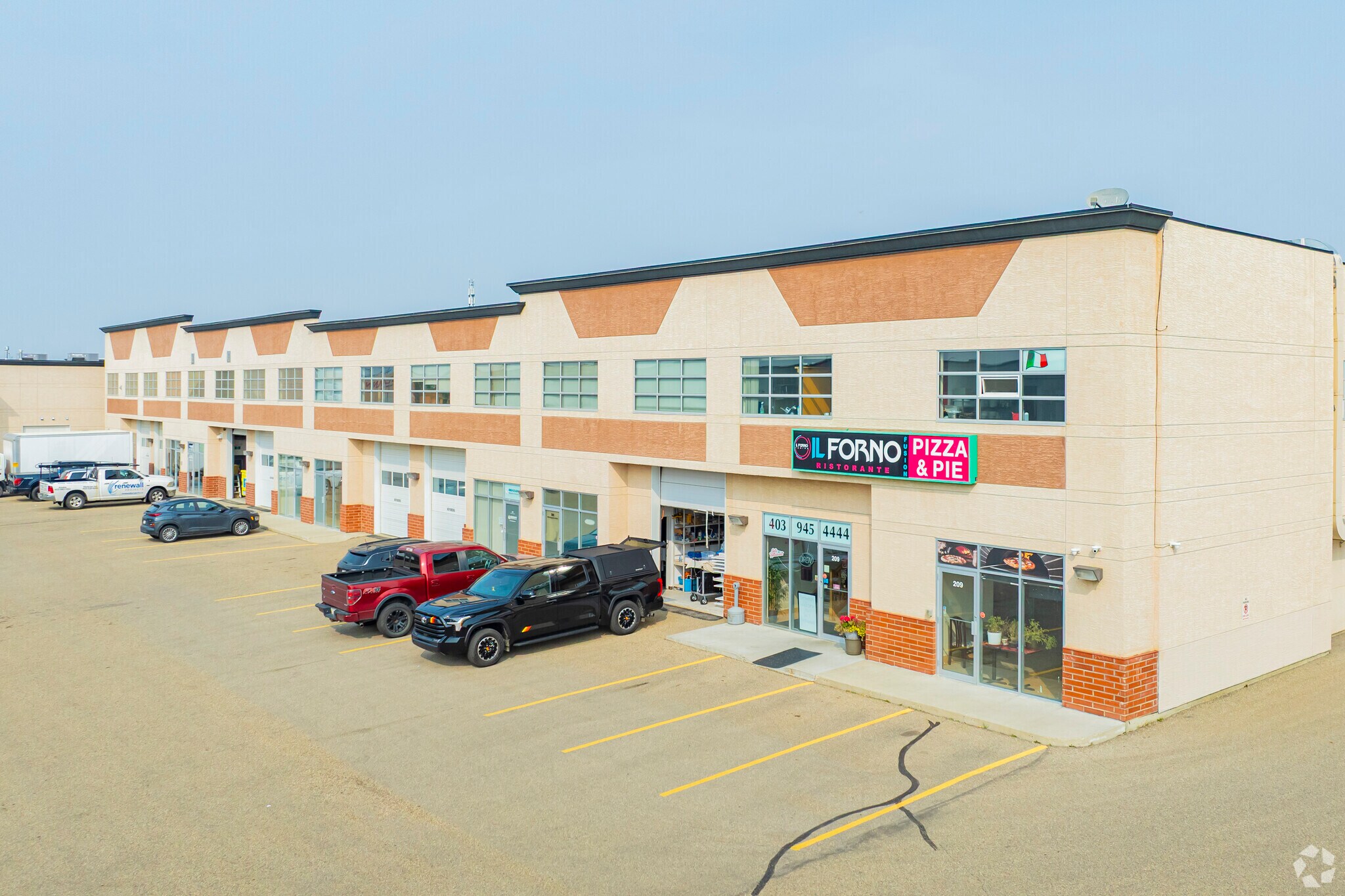 2914 Kingsview Blvd SE, Airdrie, AB for sale Primary Photo- Image 1 of 1