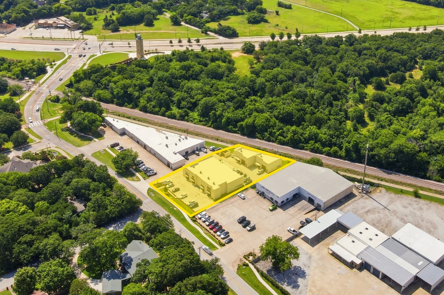 1821 John McCain Rd, Colleyville, TX for lease - Building Photo - Image 2 of 7