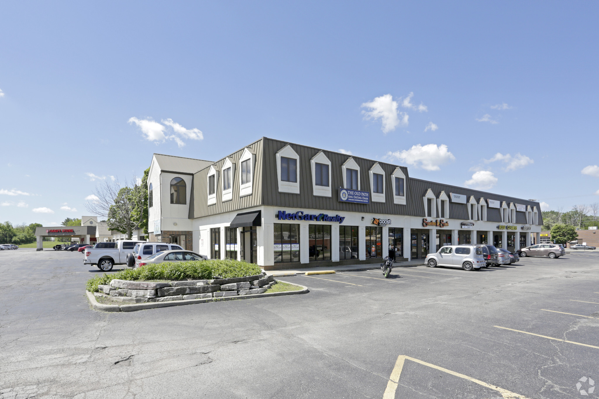 3545-3575 Grand Ave, Gurnee, IL for lease Building Photo- Image 1 of 7