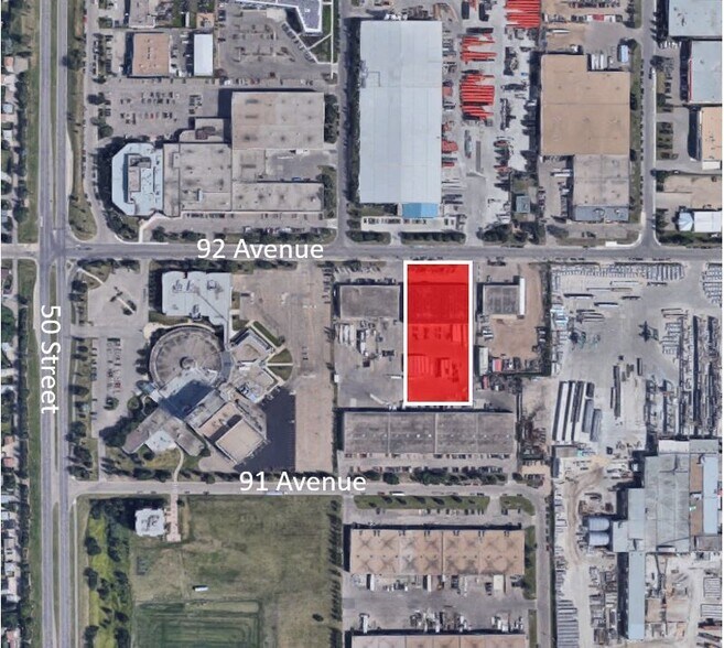 4629 92 Av NW, Edmonton, AB à louer - Photo du bâtiment - Image 3 de 3