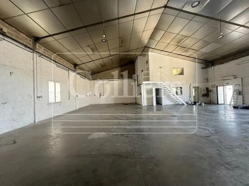 Industrial in Aubagne for lease Interior Photo- Image 1 of 6