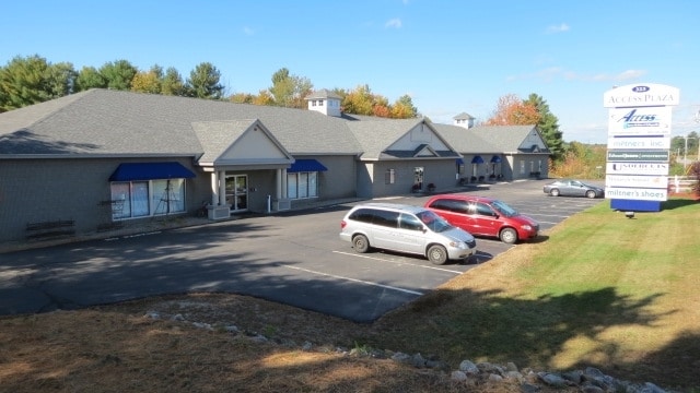 323 Gonic Rd, Rochester, NH à louer - Photo du bâtiment - Image 2 de 25
