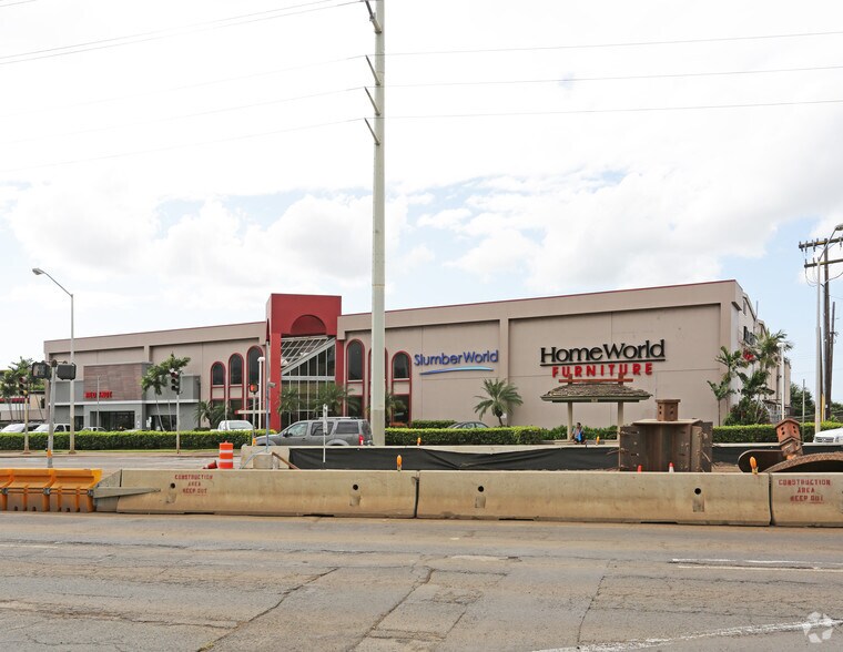 98-107 Kamehameha Hwy, Aiea, HI à louer - Photo du bâtiment - Image 3 de 9