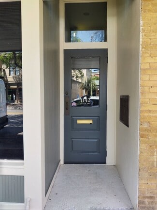 Plus de détails pour 1142-1146 E Commerce St, San Antonio, TX - Bureau à louer