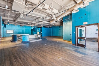 321 Santa Monica Blvd, Santa Monica, CA for lease Interior Photo- Image 1 of 5