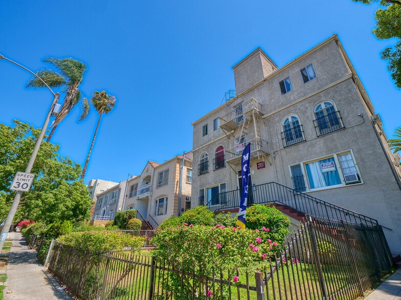 4160 Rosewood Ave, Los Angeles, CA for sale - Building Photo - Image 3 of 14