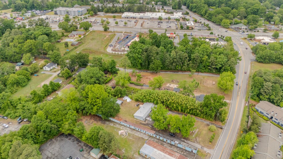 105 Knollwood Dr, Spartanburg, SC à vendre - Photo du bâtiment - Image 2 de 18