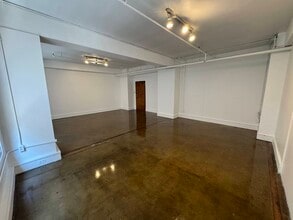 453 S Spring St, Los Angeles, CA for lease Interior Photo- Image 2 of 6
