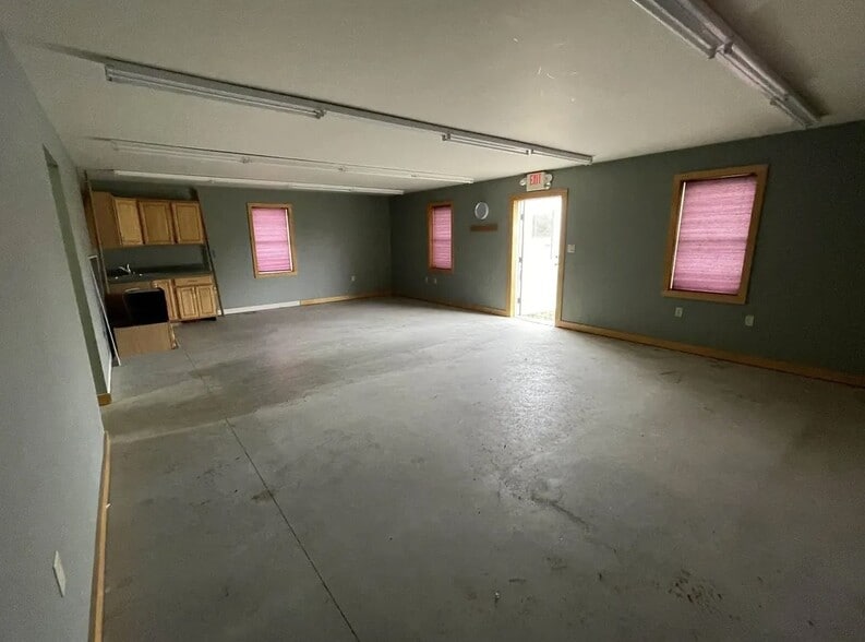 100 Cherry Tree Hill Ln, Barton, VT for sale - Interior Photo - Image 2 of 3