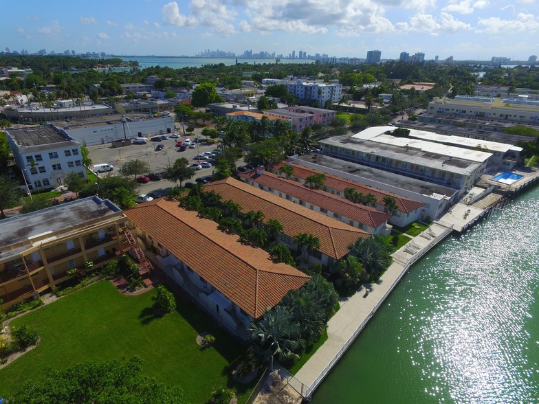 965 Marseille Dr, Miami Beach, FL for sale - Building Photo - Image 3 of 19