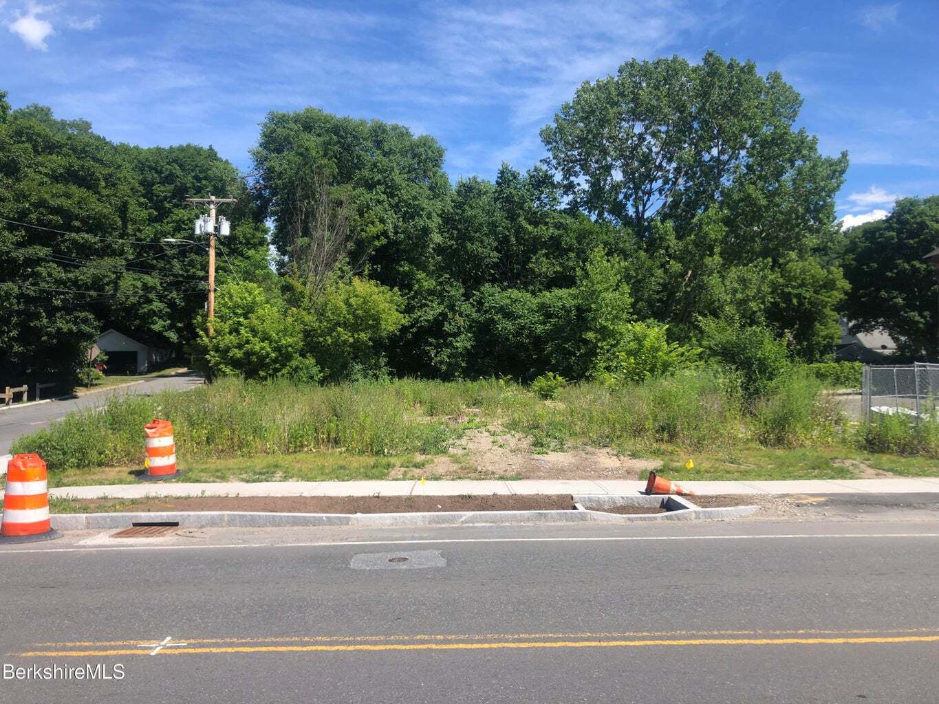 50 Commercial St, Adams, MA à vendre Photo principale- Image 1 de 3