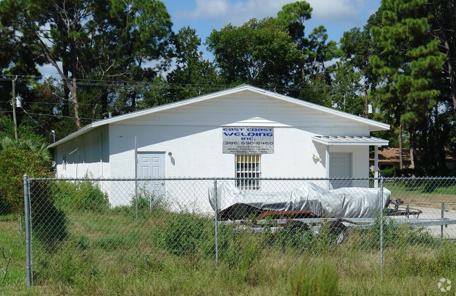 2724 Hibiscus Dr, Edgewater, FL for sale - Building Photo - Image 2 of 13
