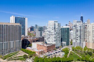 520 W Erie St, Chicago, IL - aerial  map view