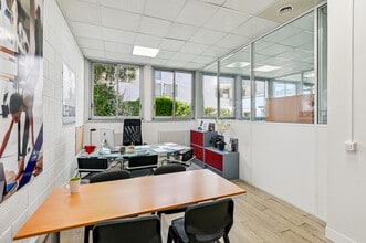50 Rue Castagnary, Paris for lease Interior Photo- Image 2 of 28