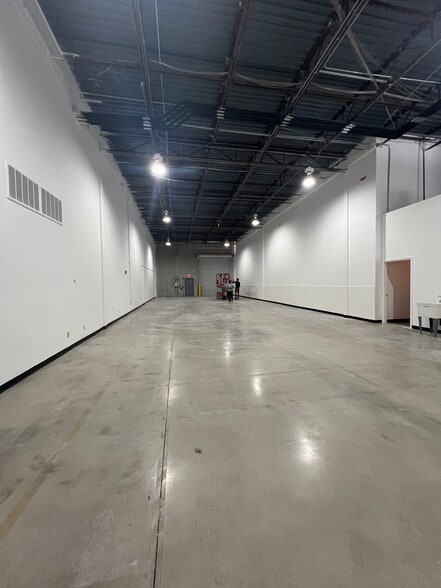 7766 SW Ellipse Way, Stuart, FL for lease - Building Photo - Image 2 of 7