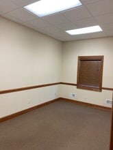 421-481 PENBROOKE Dr, Penfield, NY for lease Interior Photo- Image 2 of 11