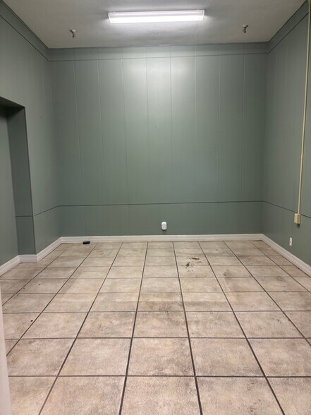 770 Fannin St, Beaumont, TX à louer - Photo du bâtiment - Image 3 de 18