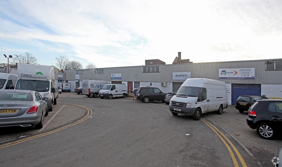 Zennor Rd, London for lease - Building Photo - Image 2 of 2