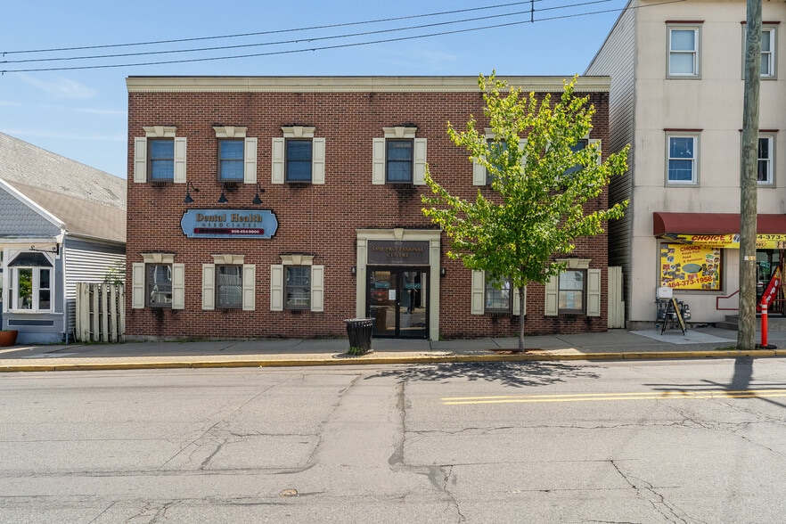 320 S Main St, Phillipsburg, NJ for lease - Building Photo - Image 1 of 19
