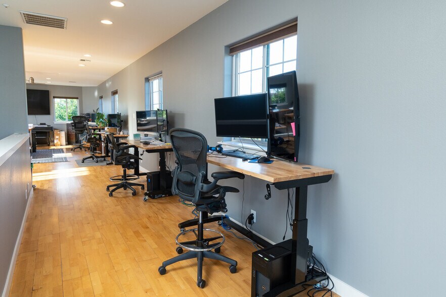 626 NW Arizona Ave, Bend, OR à louer - Photo du bâtiment - Image 2 de 13