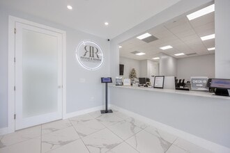 22904 Lyden Dr, Estero, FL for lease Interior Photo- Image 2 of 13