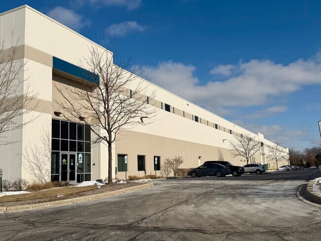 Plus de détails pour 201 Gary Ave, Roselle, IL - Industriel à louer