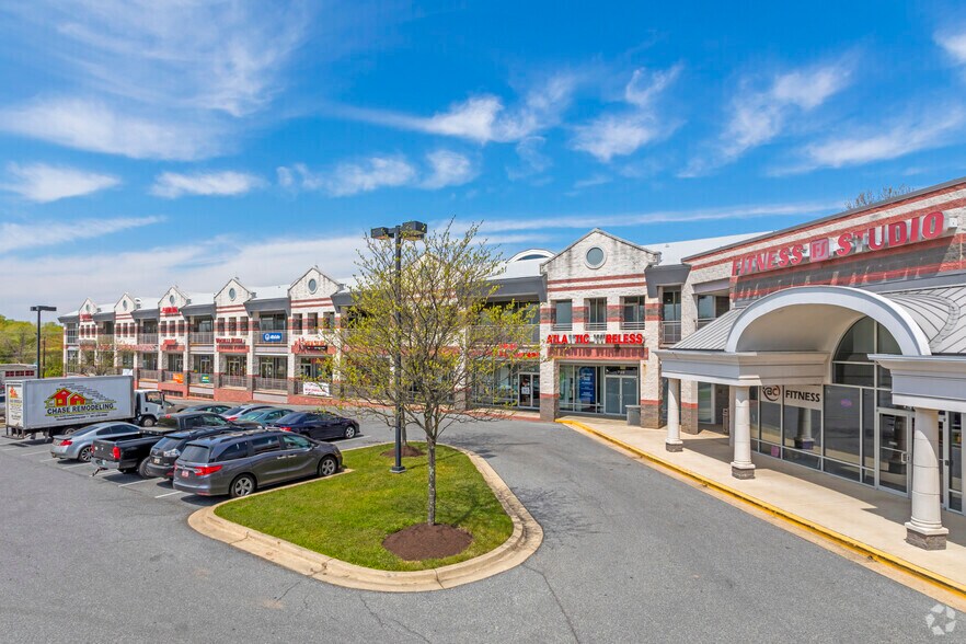 700-746 Cloverly St, Silver Spring, MD à louer - Photo du bâtiment - Image 3 de 4