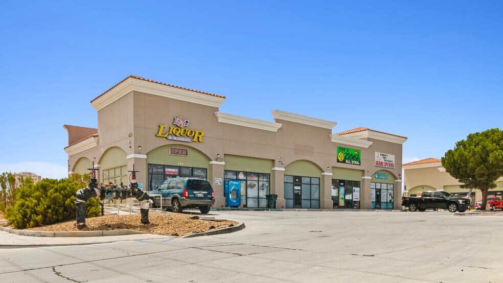 11146 Hesperia Rd, Hesperia, CA à louer - Photo du bâtiment - Image 3 de 28
