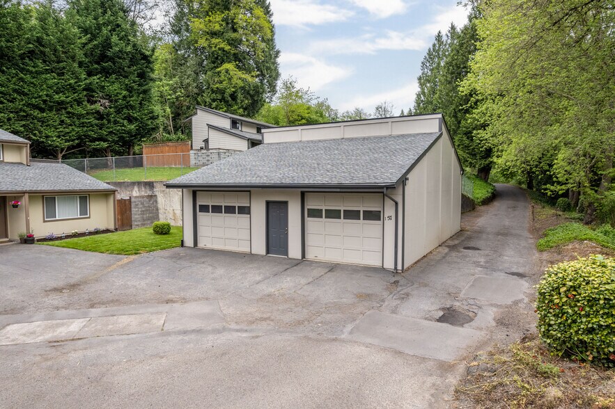 157 Nevada Dr, Longview, WA à vendre - Photo du bâtiment - Image 2 de 25