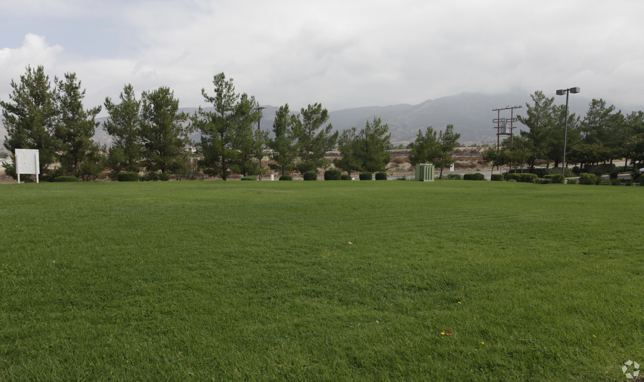 Oak Glen Rd, Yucaipa, CA à vendre Photo principale- Image 1 de 1