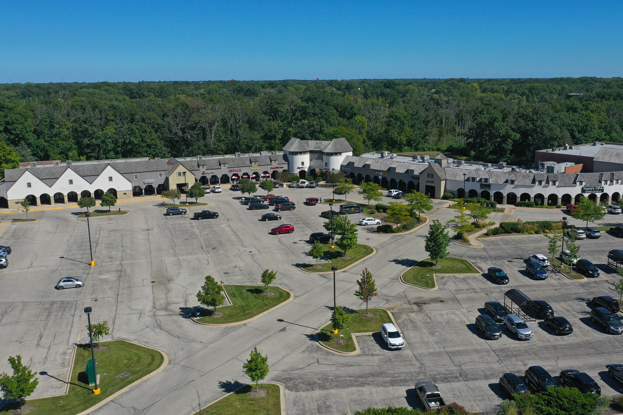 2501-2585 Waukegan Rd, Bannockburn, IL for lease Building Photo- Image 1 of 23