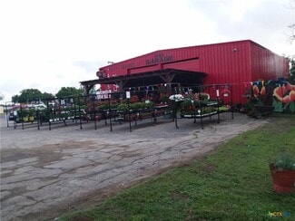 More details for 107 10th St, Lampasas, TX - Retail for Sale